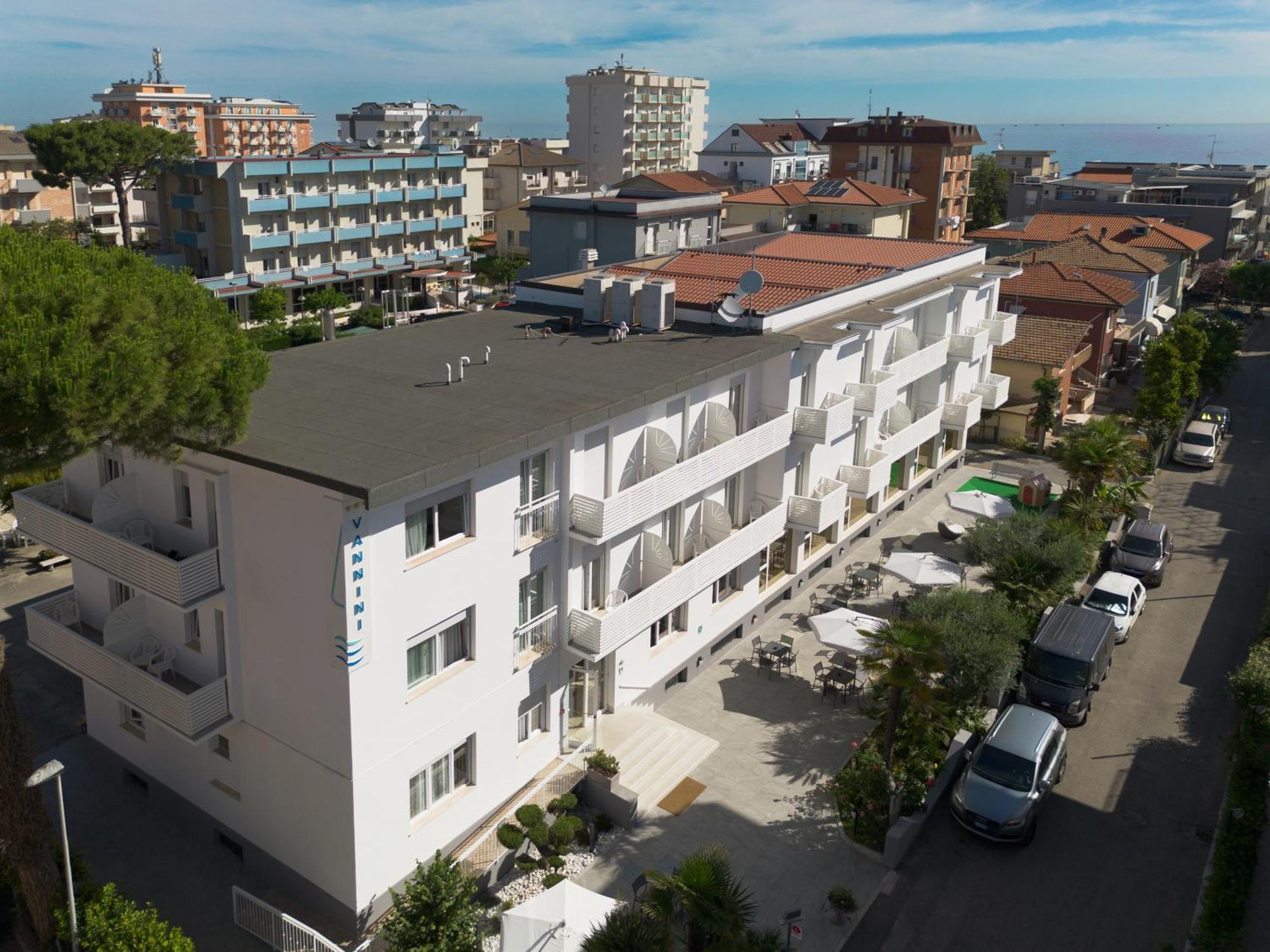 Hotel Vannini Rimini Extérieur photo