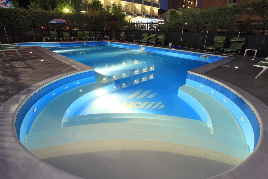 Hotel Vannini Rimini Extérieur photo