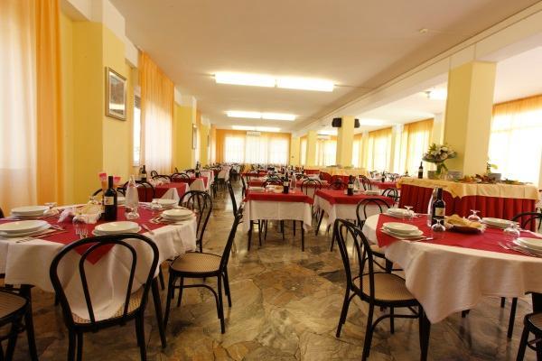 Hotel Vannini Rimini Extérieur photo